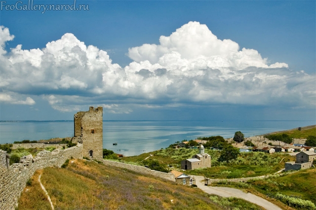 Фото Крым. Вид на старый город в Феодосии