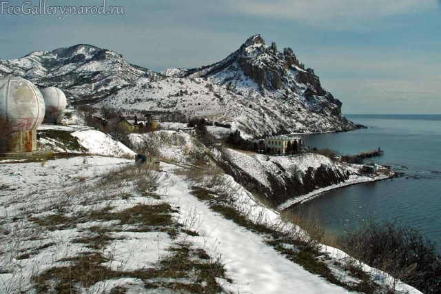 Фото Крым. Вид на хребет Карагач с территории Карадага