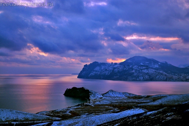 Фото Крым. Вид на Хамелеон и Карадаг с Енишарских гор